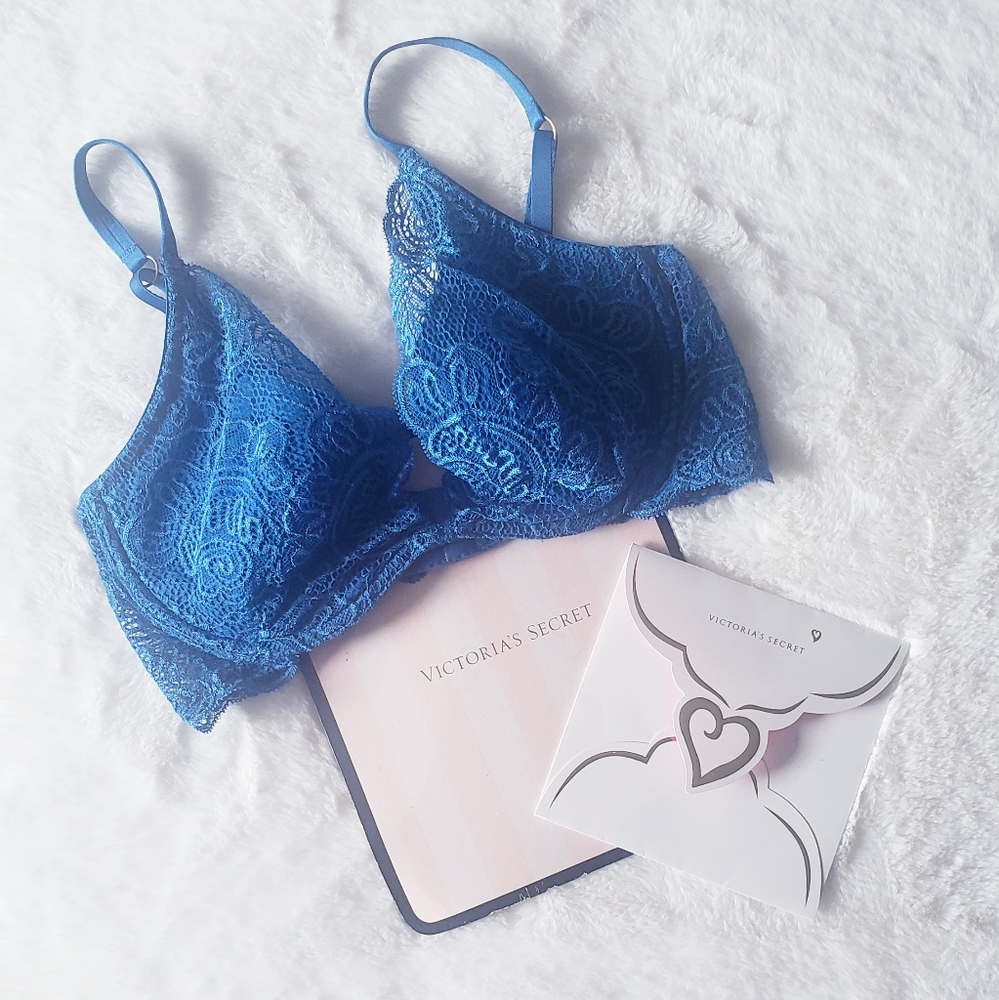 🆕️VS-Unpadded Push-Up Bra